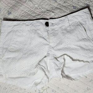 vintage style cute core white patterned shorts